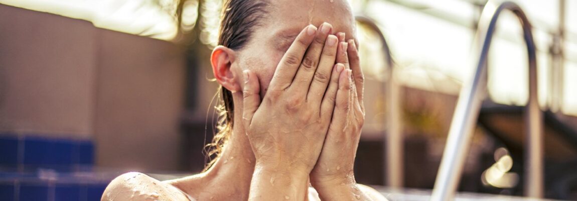 Why your Eyes are Red after Swimming in the Pool